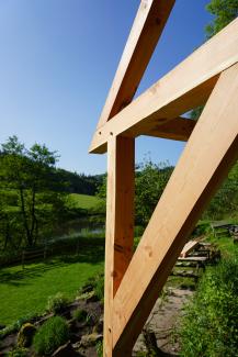 Larch framed shelter,stroud, carpentry,