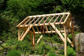 Larch framed shelter,stroud, carpentry,